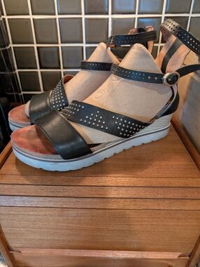 Browns Studded Gladiator Sandals,40
